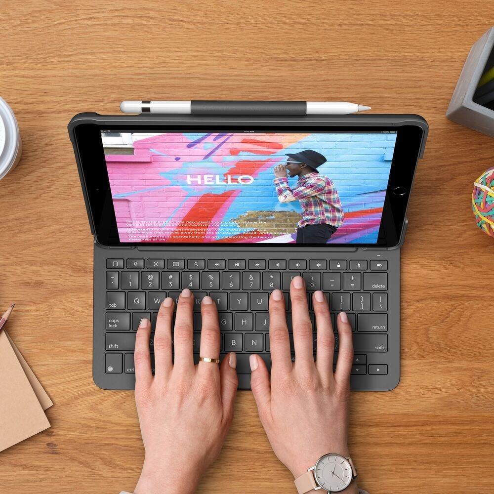 Capa Logitech Slim Folio iPad 7ª geração 920-009473 - Mega Market