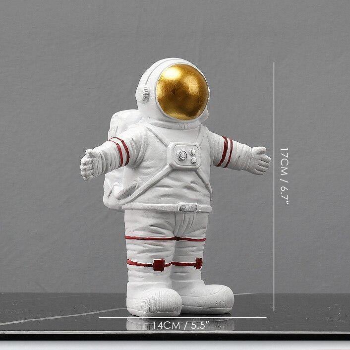 Escultura Astronauta - Mega Market